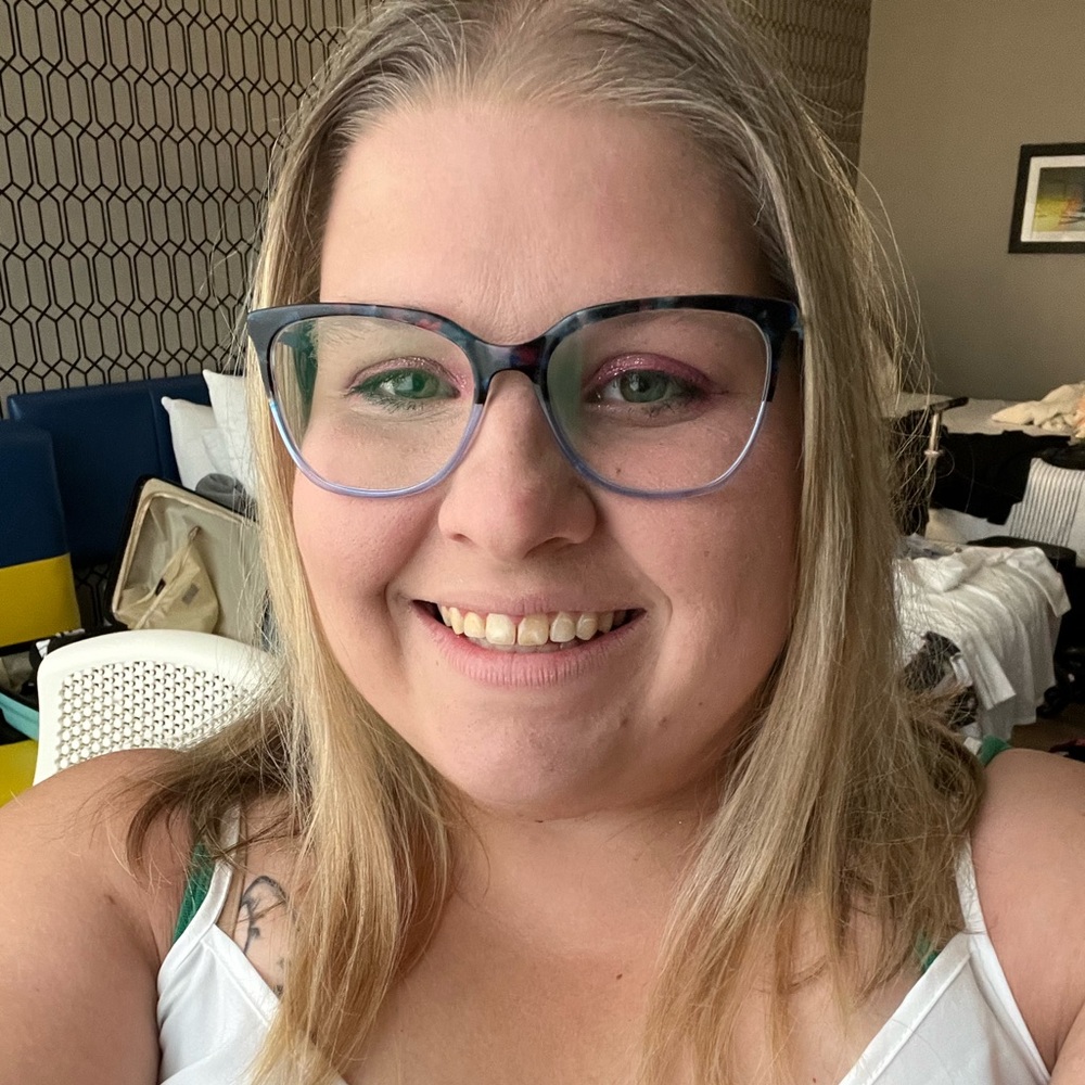 Meet your Posher, Shae